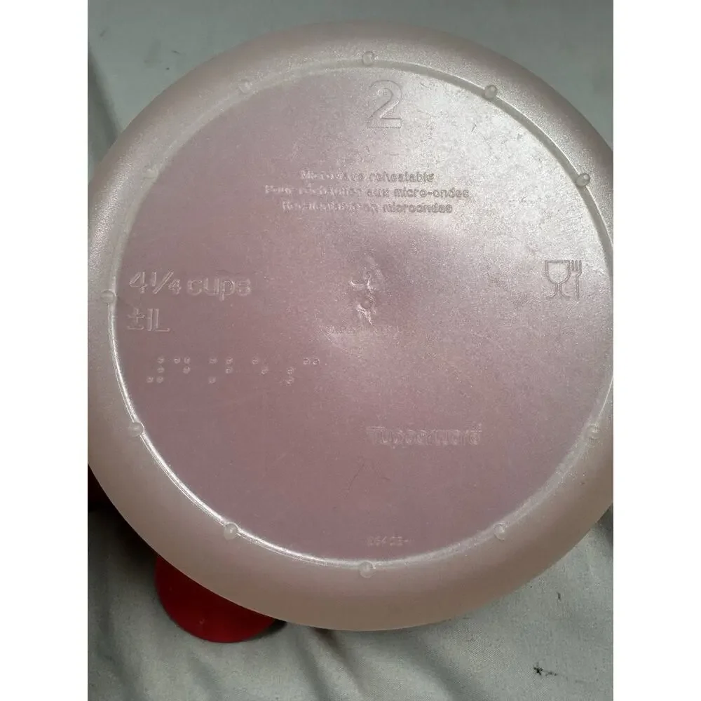 Tupperware Vent N Serve 4.25 Cup 1L Container Red Lid Yellow Vent USA